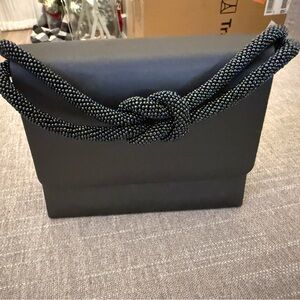 Elegant Black Knot Handle Women's Bag